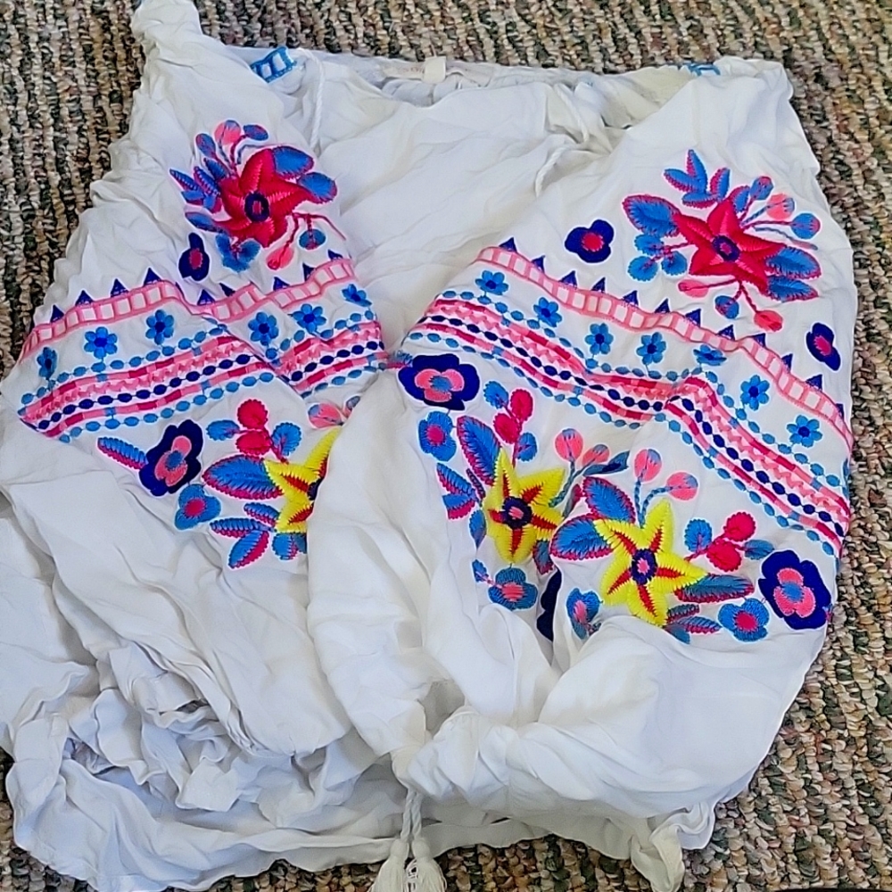 3/4 sleeve tshirt